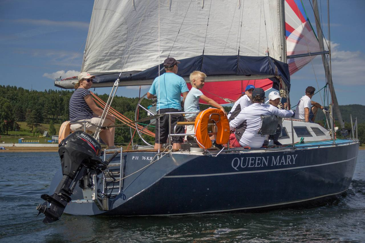 «Queen Mary» на воде