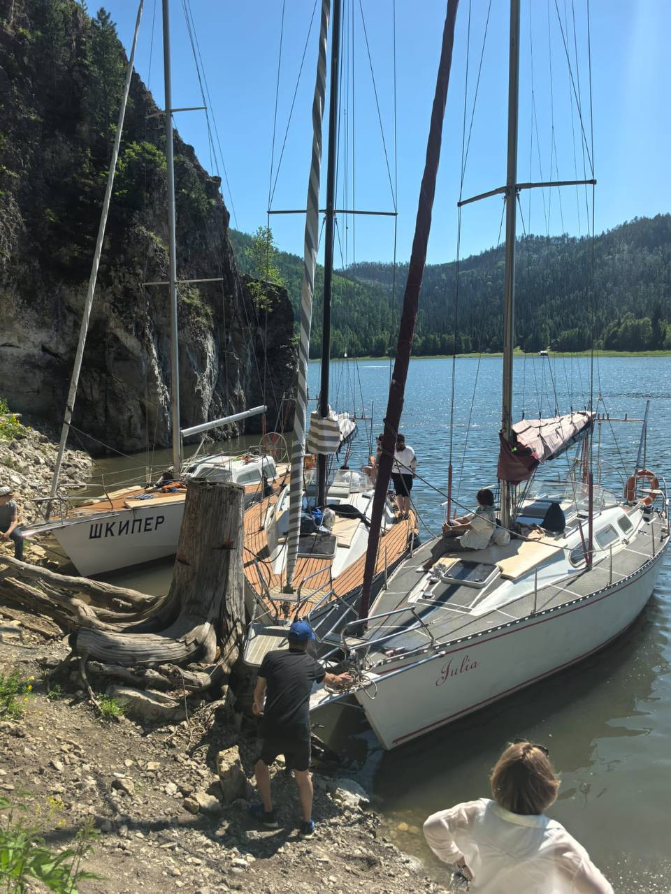 Яхта Шкипер на Красноярском море